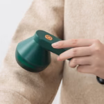 Aparat Pentru Curatat Scame, Par Si Praf, Flippy, Pentru Diferite Tipuri De Material, Cu Lame Din Otel Inoxidabil, Incarcare Prin USB Type-C, Cu Perie De Curatare si Cablu USB Incluse, Verde, 135 x 75 mm - imagine 3
