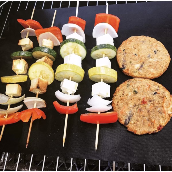 Set 4 Folii Antiaderente din Teflon, Flippy, Multifunctionale, Rezistente la Apa si Temperaturi Ridicate, pentru Gratar, Cuptor, BBQ Grill, 40x33 cm, Negru - imagine 9