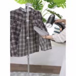 Aparat de Calcat Vertical Portabil cu Abur, Flippy, Putere 1500W, Rezervor Detasabil de 138ml, Priza, Functie Anti Calcar si Auto Curatare, Pliabil, cu Perie, 20x10.5x8 cm, Negru - imagine 5