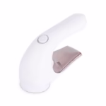 Aparat Pentru Curatat Scame, Par Si Praf, Flippy, Trimmer pentru Diferite Tipuri De Material, Cu Lame Din Otel Inoxidabil, Maner Ergonomic, Incarcare Prin USB, 15x6x9 cm, Alb