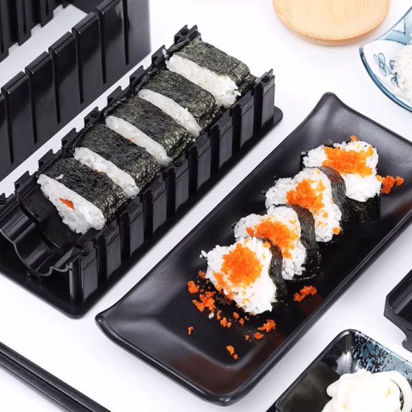 Aparat pentru Sushi, Flippy, Set 7 Accesorii pentru Sushi, Ofera 3 Forme de Design, Rotund, Triunghi, Inimioare, Negru - imagine 2