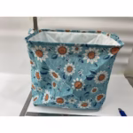 Cos depozitare, Flippy, Capac cu Snur, 175 L, Confectionat din Bumbac si un Strat Impermeabil, 50 x 50 x 70 cm, Albastru Deschis, Imprimeu Flori - imagine 3
