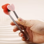 Cleste Creativ pentru Mancare, Flippy, Model Inimioare din Silicon, 14.5x3 cm, Rezistent la Temperaturi Inalte si Coroziune, Roz - imagine 4