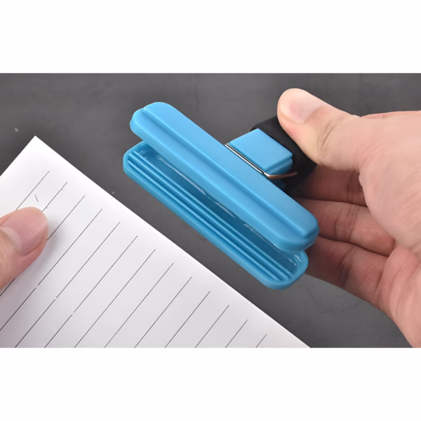 Cleste Multifunctional pentru Sigilarea Pungilor, Flippy, din Plastic, Mentine Alimentele Proaspete, 7x6.5 cm, Albastru - imagine 6