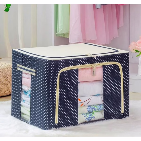 cutie-de-depozitare-pliabila-flippy-24-l-panza-oxford-40x30x20-cm-fereastra-frontala-2-usi-de-acces-main-66c6b4d796fb4 Cutie de Depozitare Pliabila, Flippy, 24 L, Panza Oxford, 40x30x20 cm, Fereastra Frontala, 2 Usi de Acces cu Fermoar Bidirectional, Cadru Metalic, Suport Baza Stabil din Plastic, Imprimeu buline, Albastru Marin - imagine 1