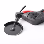 Cutit pizza creativ Flippy, in forma de motocicleta, cu suport pentru cutit, 21.5 x 9.5 cm, otel/PP, negru - imagine 4