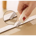 Cutter pentru Cutii, Flippy, Varf Rotunjit si Zimtat, Tip Breloc, 6.5x3.5 cm, Crem - imagine 6