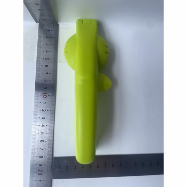 Dispozitiv de spart nuci si castane Flippy, ABS si otel, 17.5 x 5.5 x 5 cm, usor de utilizat, verde - imagine 3