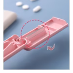 Dispozitiv taiere si depozitare medicamente, Flippy, Roz, Plastic, 8 x 4 x 1.8 cm - imagine 4