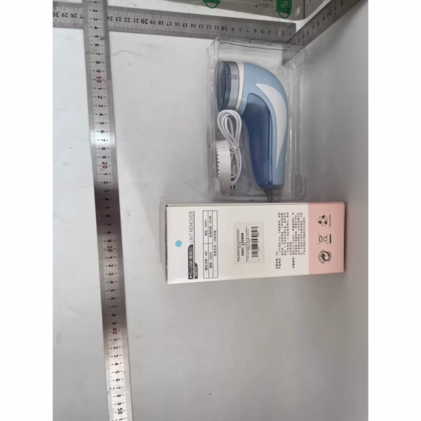 Aparat Pentru Curatat Scame, Par Si Praf, Flippy, Pentru Diferite Tipuri De Material, Cu Lame Din Otel Inoxidabil, Incarcare Prin USB Type-C, Cu Perie De Curatare si Cablu USB Incluse, 13.5x9 cm, Albastru - imagine 2
