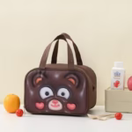 Geantă Frigorifică, Flippy, cu Desene Animat 3D, Portabilă pentru Copii, de Prânz, din Pânză Oxford, 27.5x18x20 cm, Model Ursulet, Maro - imagine 3