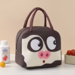 Geantă Frigorifică, Flippy, cu Desene Animat, Portabilă pentru Copii, de Prânz, din Pânză Oxford, 22x14x19 cm, Model Porc, Maro - imagine 3