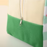 Geanta Termoizolanta pentru Copii, Flippy, 23x13x19 cm, Model Imprimeu Dinozaur, din Folie de Aluminiu si Panza Oxford, Verde - imagine 3