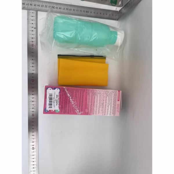 Bideu Portabil pentru Igiena Intima, Flippy, pentru Postpartum/ Postoperator, 450 mL, cu Capac si Husa Galbena, 29.5x7 cm, Culoare Recipient Verde - imagine 5