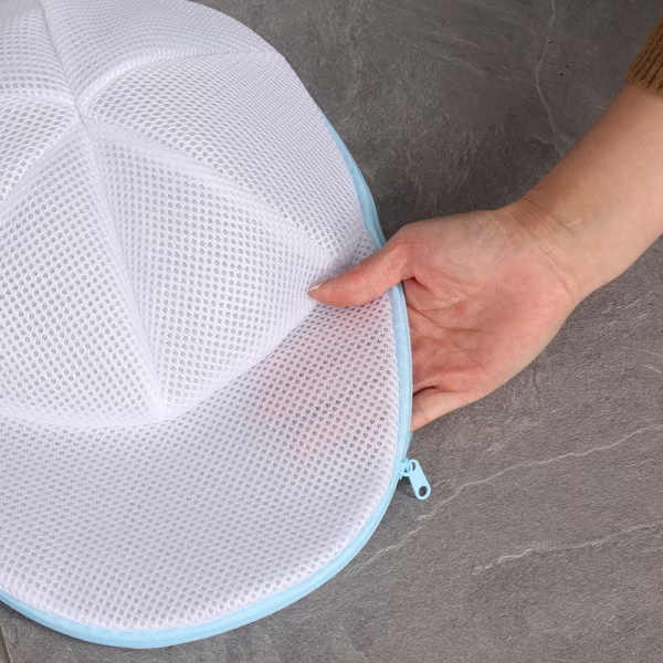 Husa de Spalare Sapca, Flippy, pentru Masina de Spalat, din Poliester, Circumferinta 53 cm, cu Fermoar, Alb/Albastru - imagine 2