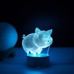 Lampa LED decorativa, Flippy, 3D, Porcusor Gras, din material acril si lumina multicolora, alb - imagine 2