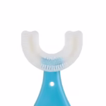 Periuta de Dinti in Forma de U, Flippy, pentru Sugari si Copii 2-6 ani, Peri Moi, 9 cm, Model Inima, Culoare Albastru - imagine 2
