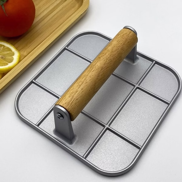 Presa Manuala pentru Carne, Flippy, din Aliaj de Aluminiu, Maner din Lemn, Presa pentru Burgeri, Usor de Curatat si Folosit, Patrata, 16x16x6 cm, Gri - imagine 4