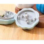 Presa Manuala pentru Usturoi, Flippy, Model Usturoi, 7 x 7.5 cm, din Plastic, Albastru Deschis - imagine 4