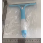 Racleta de Curatare 3 in 1, Flippy, Multifunctional, Pentru Casa si Masina, Pulverizator de Spray, Racleta din Silicon si Burete, 21.5 x 25.7 cm, Albastru - imagine 2