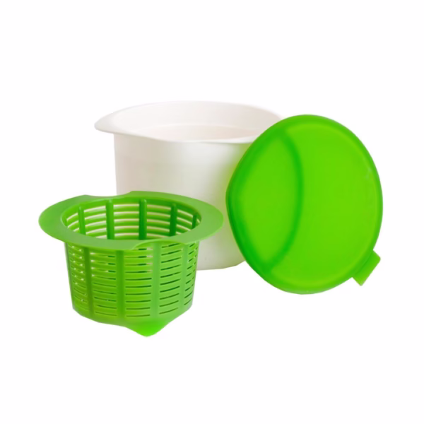 Recipient pentru Preparat Branza, Flippy, Capac de Silicon, Cheese Maker din Plastic, Strecuratoare, 17x14.5x12.8 cm, Verde - imagine 1