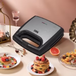 Sandwich Maker Flippy, 24 x 23.5 cm, cu forme de triunghi si patrat, Cablu 80 cm, Material Interior Antiaderent, Inoxidabil, Maner Izolat Termic, 750W, 220 V, gri - imagine 6