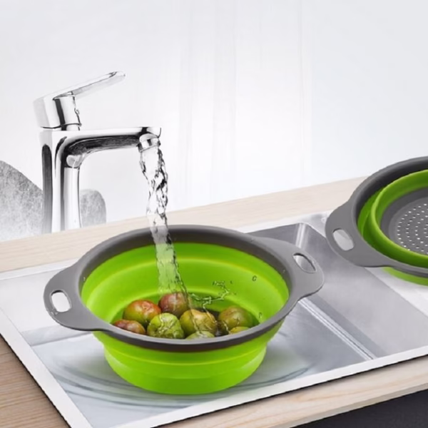 Set 2 strecuratori pliabile din silicon alimentar Flippy, cu manere, fund antiaderent si antialunecare, rotunda, doua dimensiuni, usor de depozitat, compatibil cu masina de spalat vase, verde - imagine 5