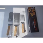 Set 3 spatule pentru gratar Flippy, din metal, margini subtiri, suprafata antiaderenta, rezistente la temperaturi ridicate, maner ergonomic din lemn, 3 forme, agatatoare, gri - imagine 9