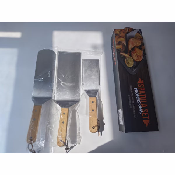 Set 3 spatule pentru gratar Flippy, din metal, margini subtiri, suprafata antiaderenta, rezistente la temperaturi ridicate, maner ergonomic din lemn, 3 forme, agatatoare, gri - imagine 9