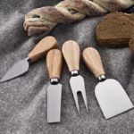 Set 4 cutite pentru branza Flippy, din otel inoxidabil, maner din lemn de salcam, pentru branza sau unt, 15 x 6.3 x 3 cm, argintiu - imagine 7