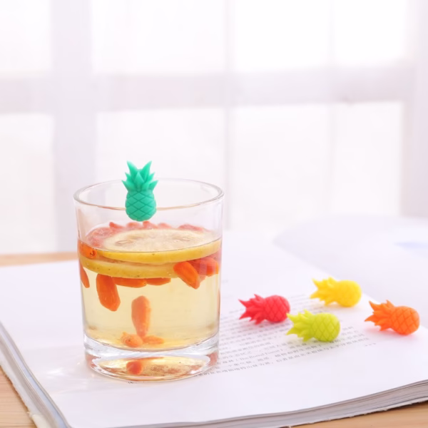 Set 6 Accesorii pentru Pahare, Flippy, pentru Petreceri/Cocktailuri, din Silicon, Model Ananas, Multicolor - imagine 4