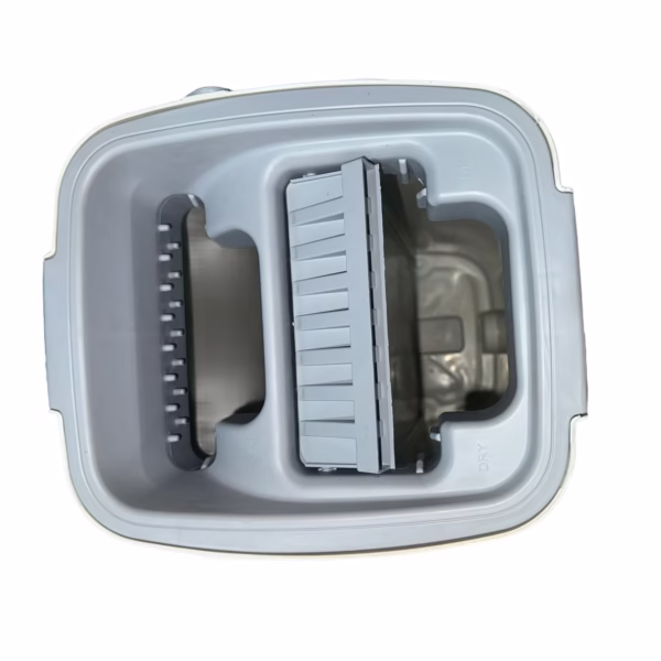 Set de Curatenie, Flippy, Mop si Galeata, Capacitate 5.7 l, 4 Rezerve Microfibra Incluse, Plastic, Utilizare Umeda/Uscata, Stoarcere Fara Maini, Albastru/Alb - imagine 7