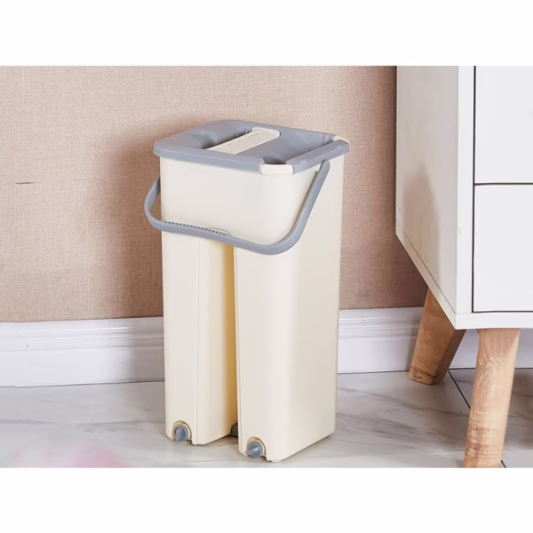 Set de curatenie Flippy, mop si galeata, galeata 6 l, 2 rezerve microfibra incluse, design modern, pentru interior, material plastic, peri sintetici, plat, cu storcere, bej - imagine 2
