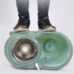 Set mop rotativ cu galeata Flippy, material plastic si microfibra, o rezerva inclusa, rezistent, cu dop scurgere, vas detasabil, orificiu pentru solutie, pentru interior, capacitate 8 l, verde - imagine 5