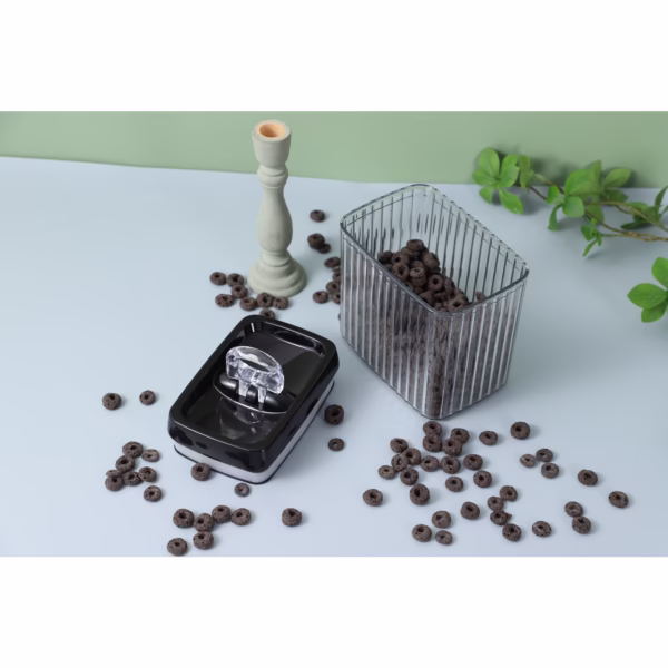 Set 3 Recipiente din Plastic, Flippy, pentru Alimente/Obiecte, Inchidere Ermetica, Textura Ondulata, 2 x 1.5l, 1 x 3.3 l, Transparent - imagine 4