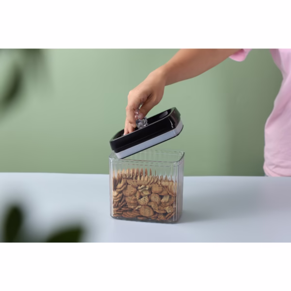 Set 5 Recipiente din Plastic, Flippy, pentru Alimente/Obiecte, Inchidere Ermetica, Textura Ondulata, 4 x 1.5l, 1 x 3.3 l, Transparent - imagine 6