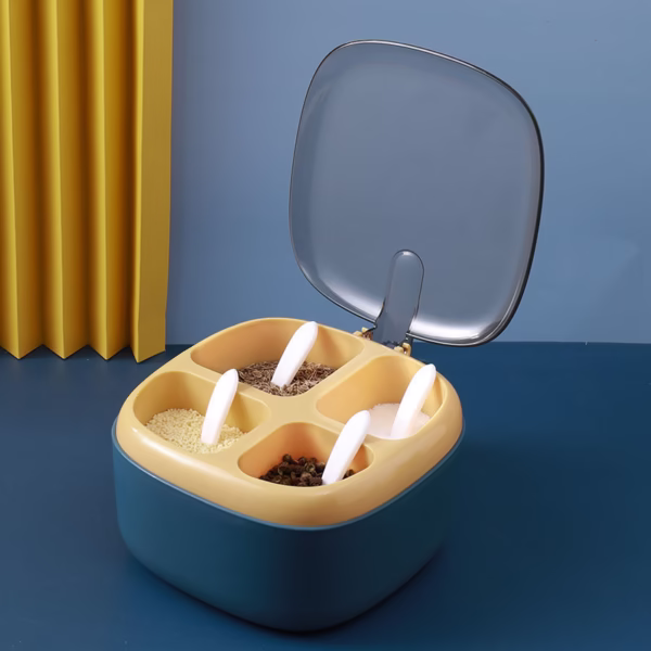 Recipient pentru condimente Flippy, 4 casute, potrivit pentru sare, cimbru, piper, condimente, 4 lingurite din plastic, capac din plastic, maner, 14x14x8 cm, albastru - imagine 6