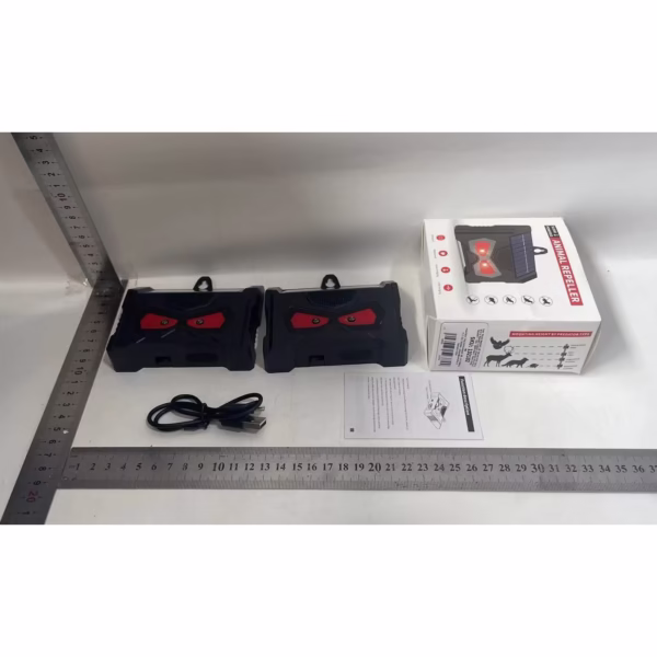Set 2 Aparate Solare LED cu Ultrasunete, Flippy, Repelent pentru Animale Mari si Mici, Lumina Rosie si Alba, Anti Rozatoare, Anti Insecte, Frecventa 9-36KHZ, 10.2 x 10.6 x 2.8 cm, Negru - imagine 2