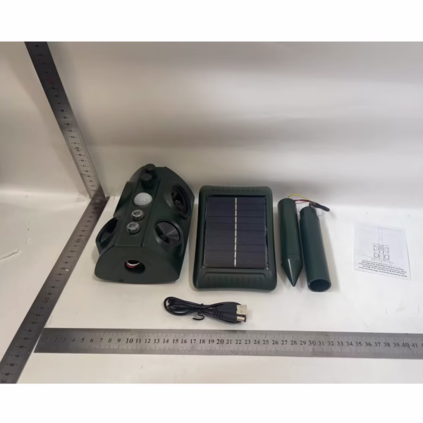 Aparat Solar LED cu Ultrasunete, Flippy, Repelent pentru Animale Mari si Mici, Lumina Rosie si Alba, Anti Rozatoare, Anti Insecte, Frecventa 13.5KHZ-45.5KHZ, Senzor PIR, 15.5 x 15.4 x 26.2 cm, Verde - imagine 2