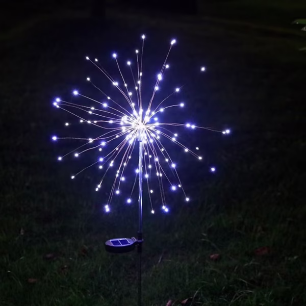 decoratiune-gradina-tip-fireworks-lumina-rece-sarma-de-cupru-incarcare-solara-120-leduri-55w-90-cm-main-687f4f5280846 Lampa Solara, Flippy, Decor Gradina, Model Fireworks/Artificii, din Sarma de Cupru, 120 LED-uri, 55W, 90 cm, Alb Rece - imagine 1