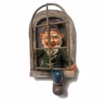 Decoratiune pentru Gradina, Flippy, Model Elf pentru Pom, Statuie pentru Gradina din Rasina, Decor pentru Gradina, Elf, 14.5 x 8 x 15 cm, Maro - imagine 4
