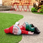 Decoratiune pentru Gradina, Flippy, Model Pitic de Gradina Beat, Statuie Amuzanta pentru Gradina, Decor pentru Gradina, Gnom Beat, 15 cm, Rosu - imagine 6