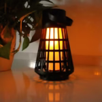 Lampa Solara pentru Gradina, Flippy, Reincarcabila de la Soare, Model Felinar, Portabila cu Picior, Lumina Calda, 12 cm, Negru - imagine 3