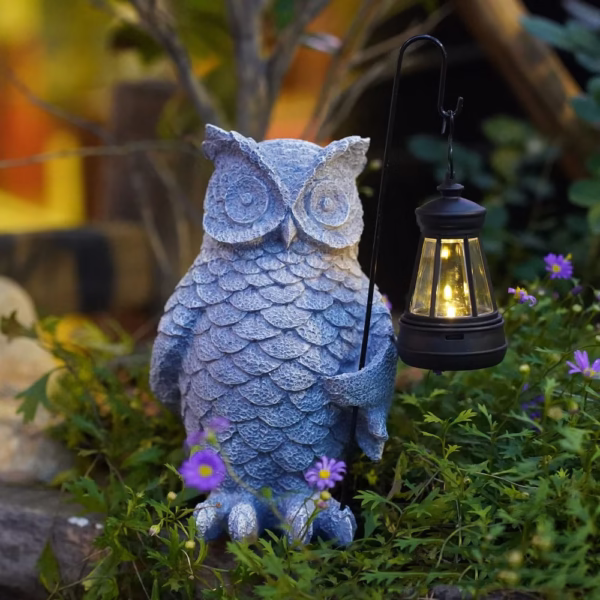 Ornament de Decor pentru Gradina cu LED, Flippy, Model Bufnita cu Felinar, Decoratiune Exterioara pentru Casa si Gradina, din Rasina, 21.5x15 cm, Gri - imagine 3