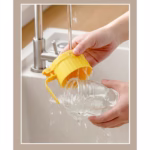Recipient Condimente, Flippy, din Stilca, 180 ml, cu Maner si Lingurita, 10.6 x 7 x 7 cm, Capac Mat, Galben - imagine 3