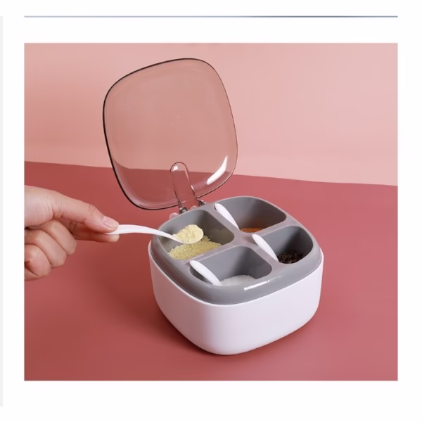 Recipient pentru condimente Flippy, 4 casute, potrivit pentru sare, cimbru, piper, condimente, 4 lingurite din plastic, capac din plastic, maner, 14x14x8 cm, alb - imagine 3
